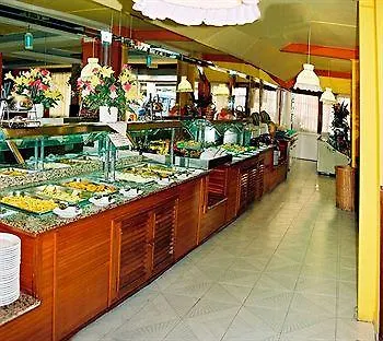 Tropical Hotel